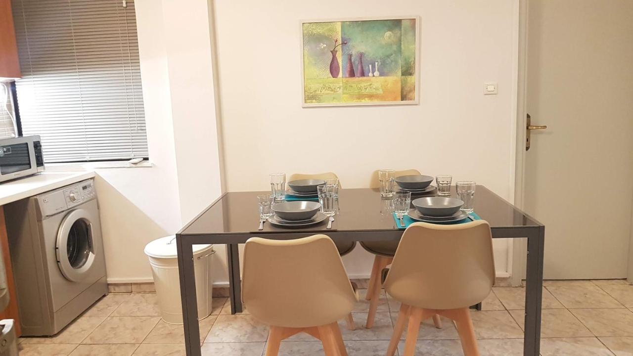 Palette Apartment Champagne - Athens Center, 6 Bd, 3 Bath المظهر الخارجي الصورة