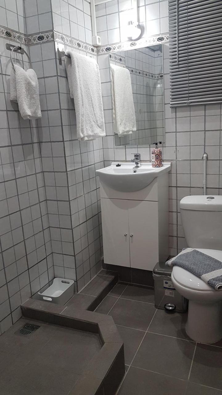 Palette Apartment Champagne - Athens Center, 6 Bd, 3 Bath المظهر الخارجي الصورة