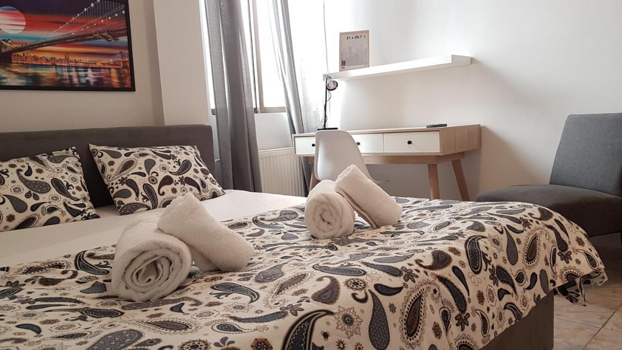 Palette Apartment Champagne - Athens Center, 6 Bd, 3 Bath المظهر الخارجي الصورة