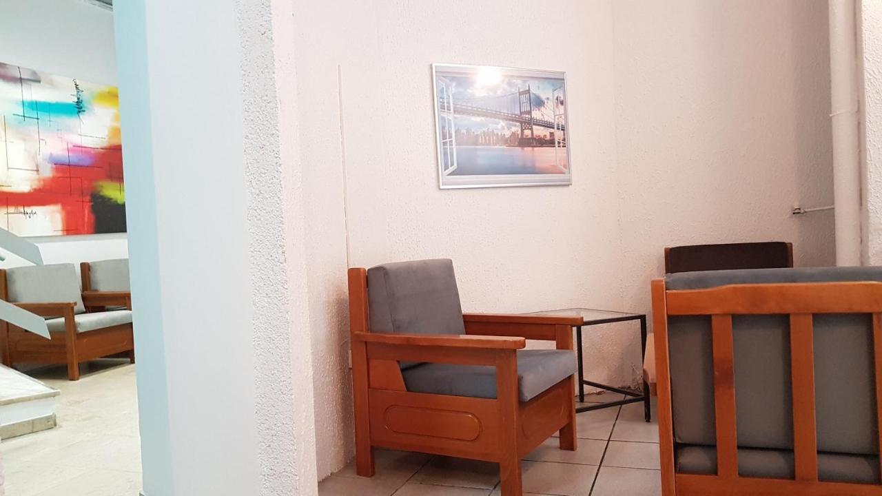 Palette Apartment Champagne - Athens Center, 6 Bd, 3 Bath المظهر الخارجي الصورة