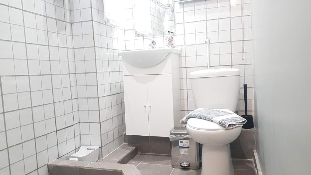 Palette Apartment Champagne - Athens Center, 6 Bd, 3 Bath المظهر الخارجي الصورة